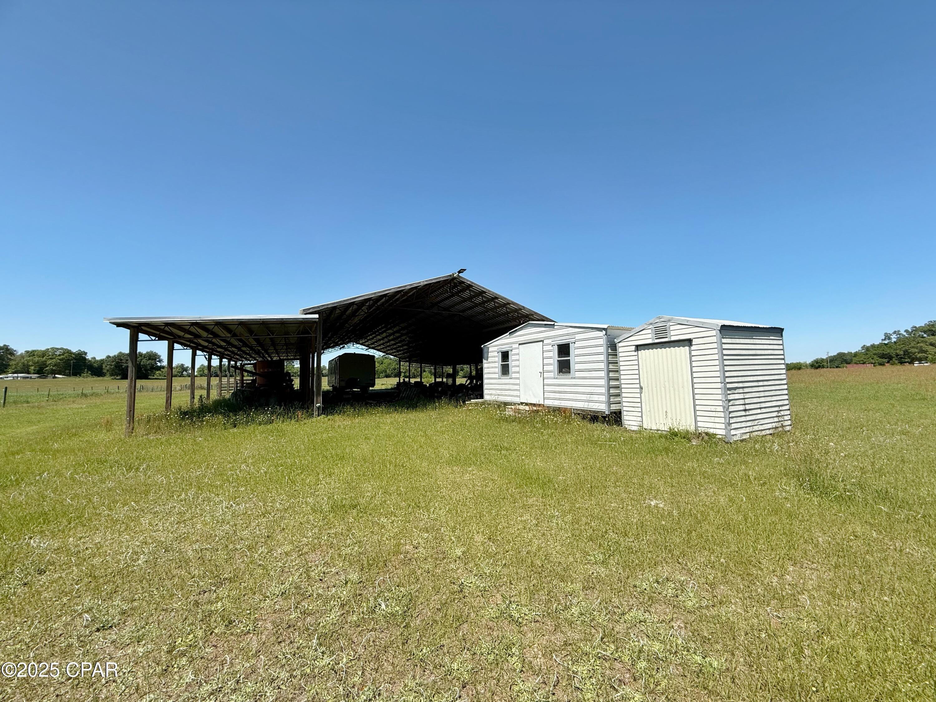 6491 Wolf Pond Road Bascom, FL 32423 - Photo 39 of 48