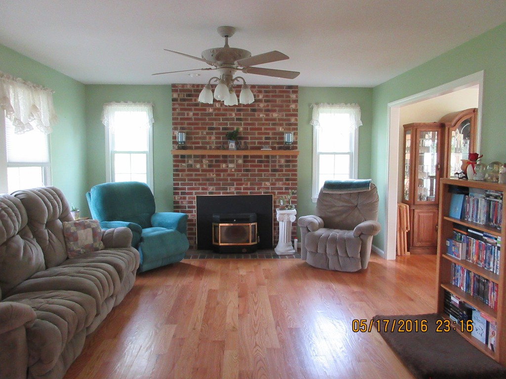 298 Ames Road Hampden, MA 01036 - Photo 6 of 12