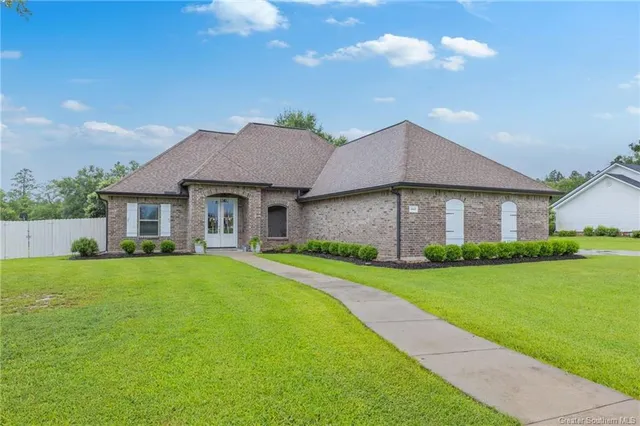 $318,000 | 1037 Temple Lane, Dequincy, LA 70633