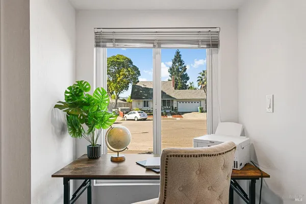 $825,000 | 855 Garden Court, Petaluma, CA 94954