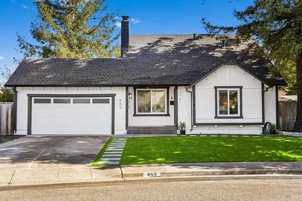 $825,000 | 855 Garden Court, Petaluma, CA 94954