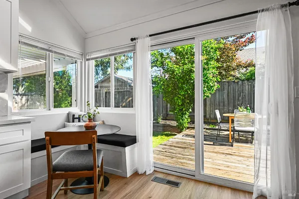 $825,000 | 855 Garden Court, Petaluma, CA 94954