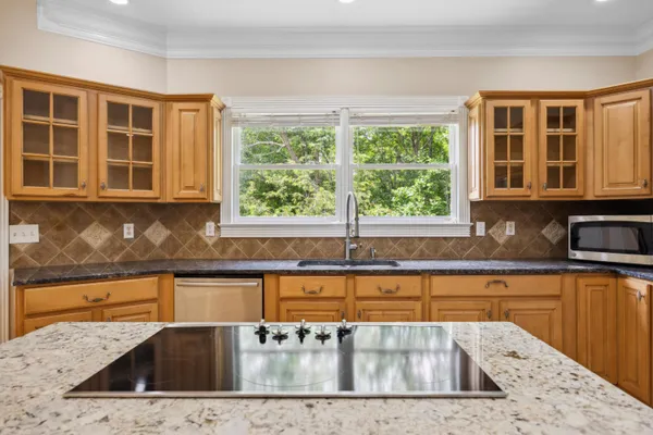 $720,000 | 310 Bluffs Road North, South Pittsburg, TN 37380