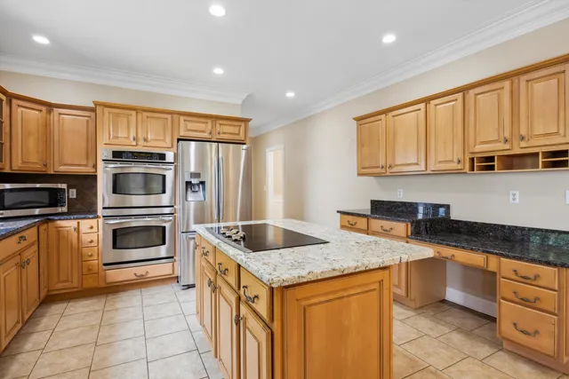 $720,000 | 310 Bluffs Road North, South Pittsburg, TN 37380