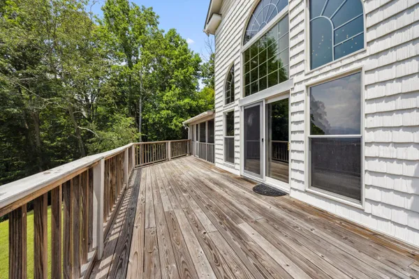 $720,000 | 310 Bluffs Road North, South Pittsburg, TN 37380