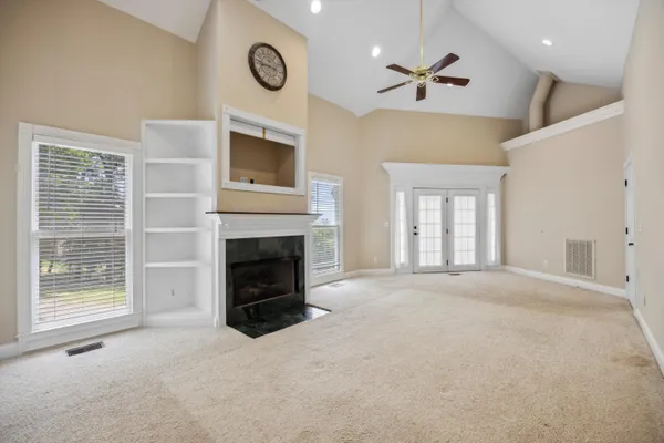$720,000 | 310 Bluffs Road North, South Pittsburg, TN 37380
