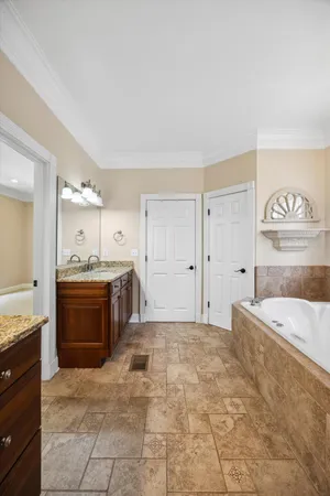 $720,000 | 310 Bluffs Road North, South Pittsburg, TN 37380