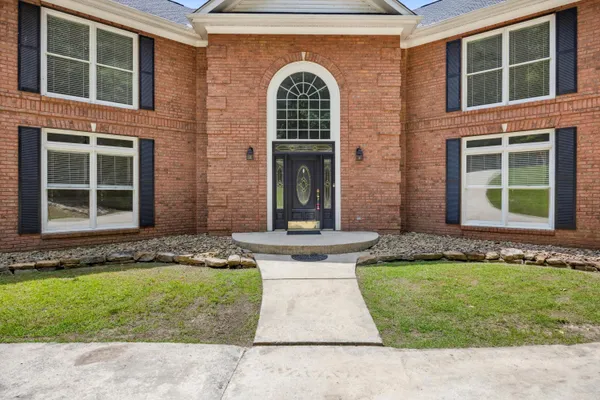 $720,000 | 310 Bluffs Road North, South Pittsburg, TN 37380