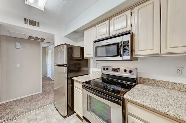 $1,495 | 555 East Silverado Ranch Boulevard, Unit 2086, Las Vegas, NV 89183