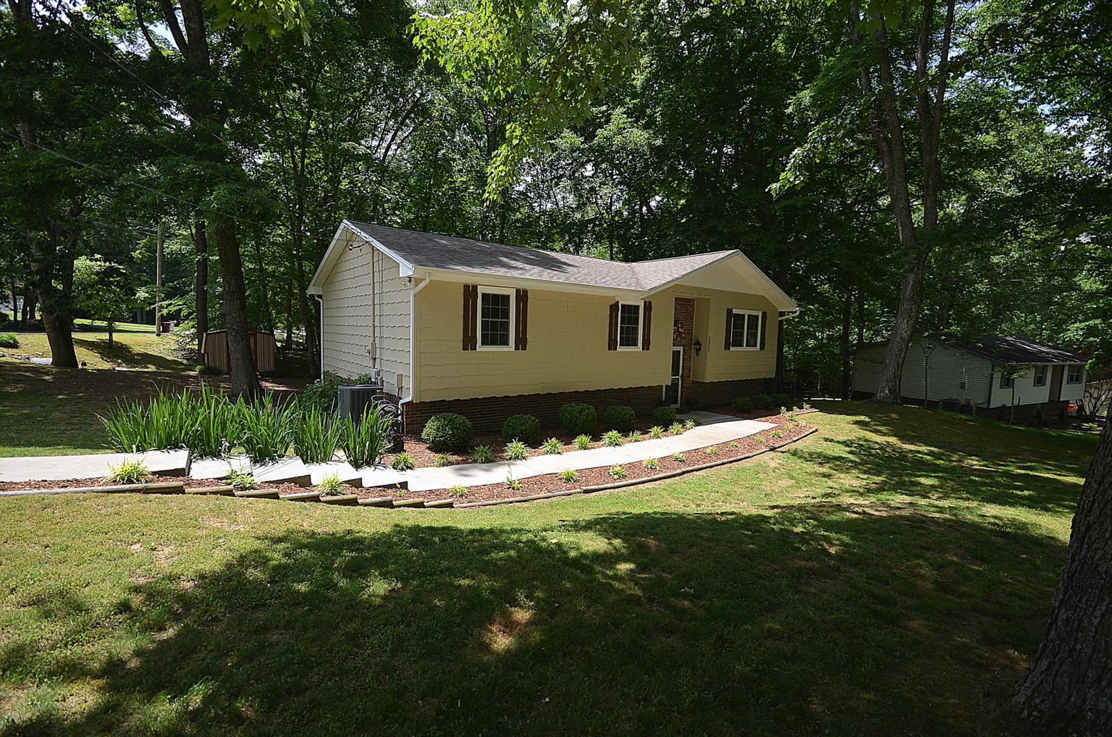 2134 David Miller Road Johnson City, TN 37604 - Photo 45 of 47 DSC_0759
