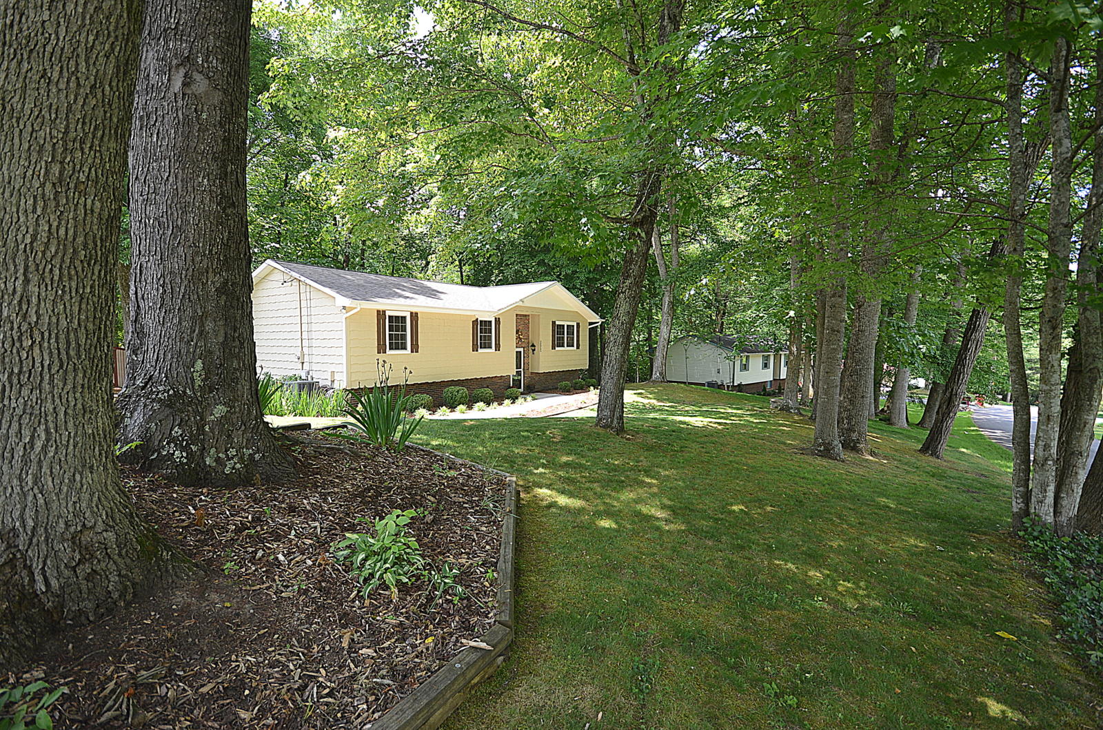 2134 David Miller Road Johnson City, TN 37604 - Photo 46 of 47 DSC_0761