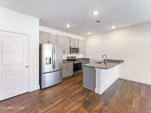 $2,200 | 3503 Bisham Wood Lane, Powell, TN 37849