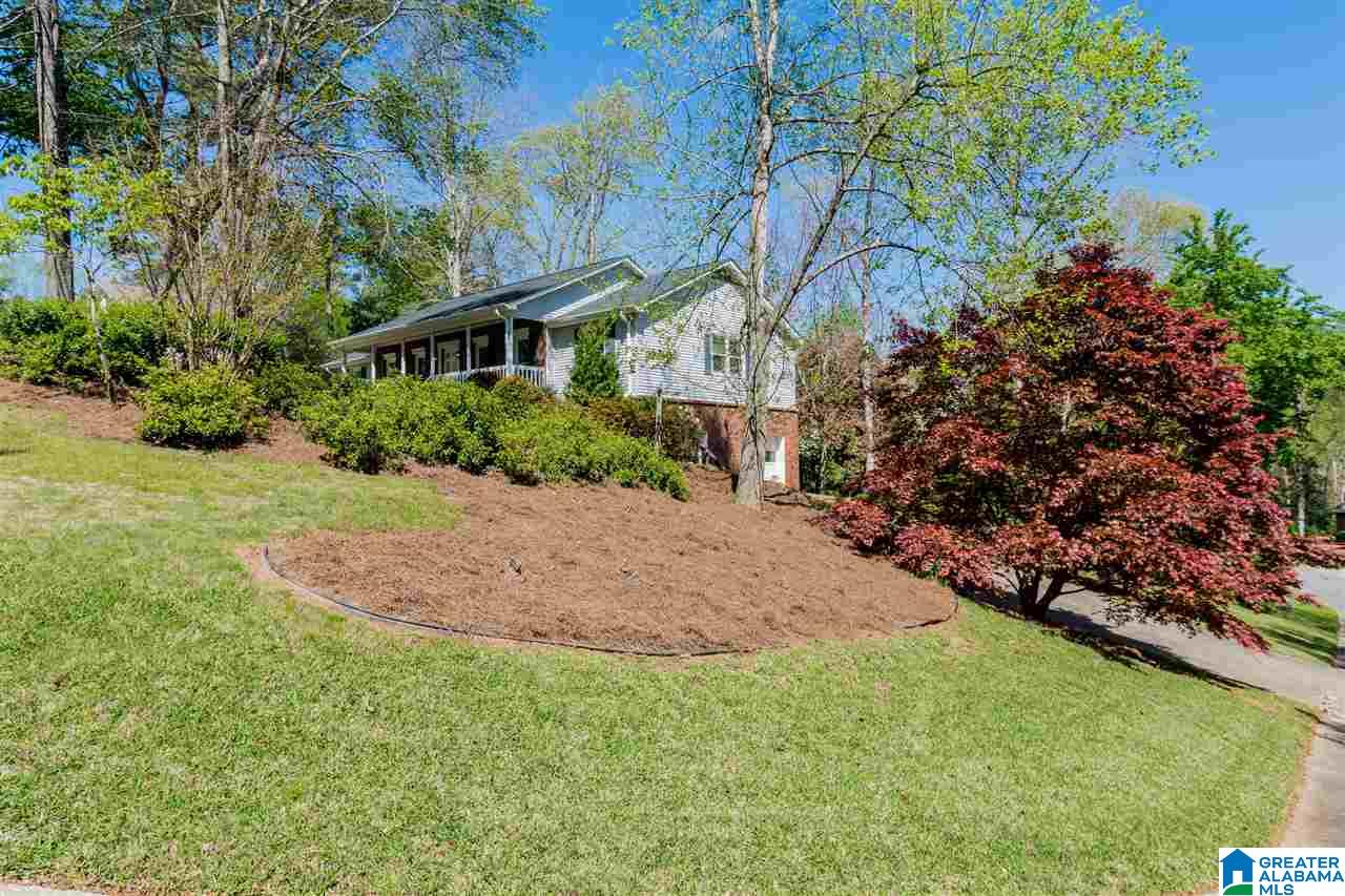2601 Southminster Road Vestavia Hills, AL 35243 - Photo 6 of 36