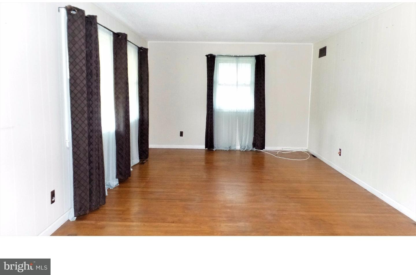 932 Fern Road Williamstown, NJ 08094 - Photo 3 of 9
