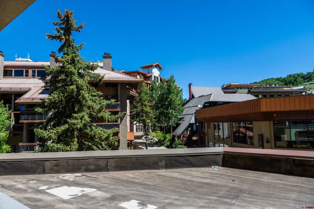 $2,614,000 | 500 Gothic Road, Unit 330, Crested Butte, CO 81225