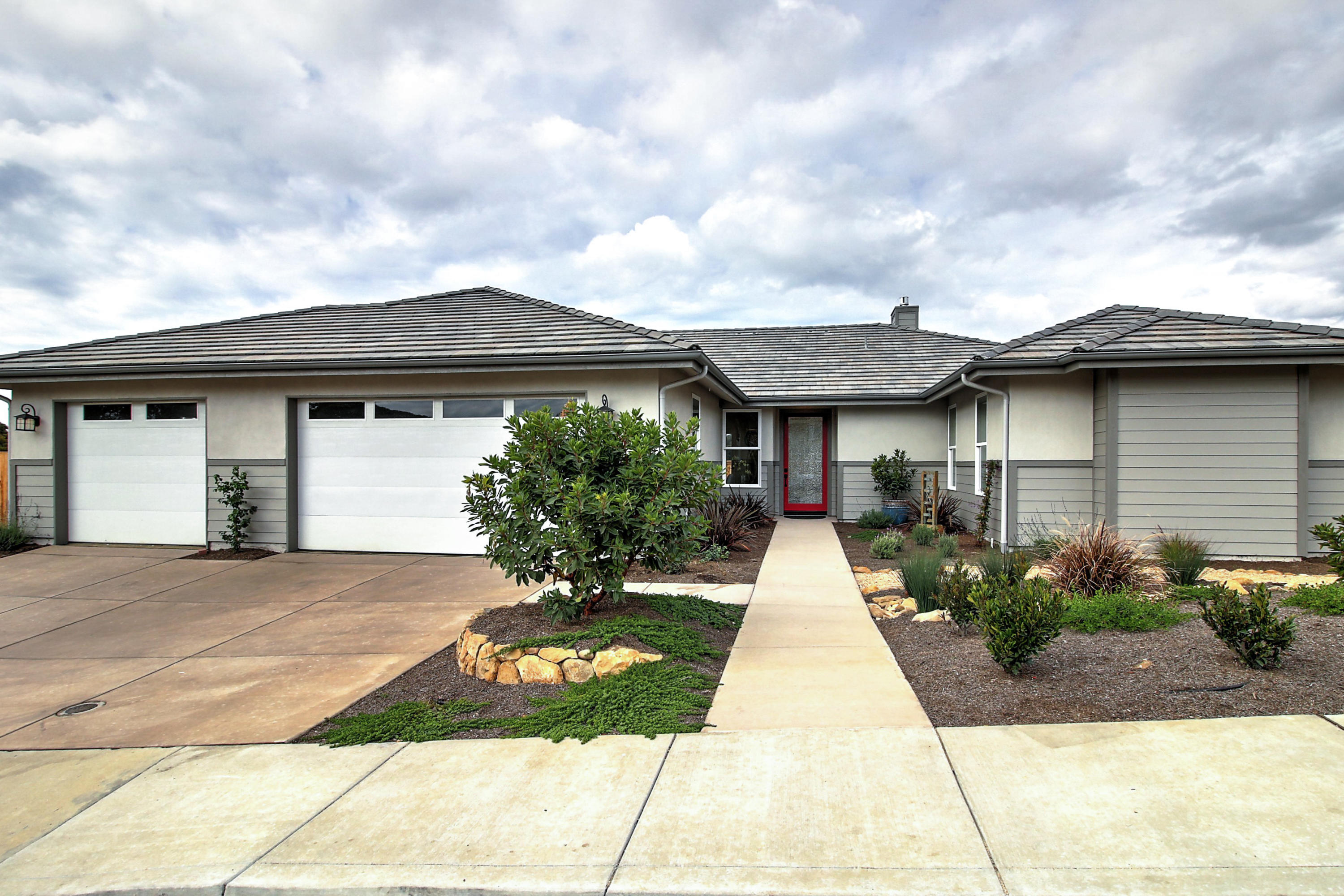 3 Baker Lane Goleta, CA 93117 - Photo 2 of 41 3 car garage