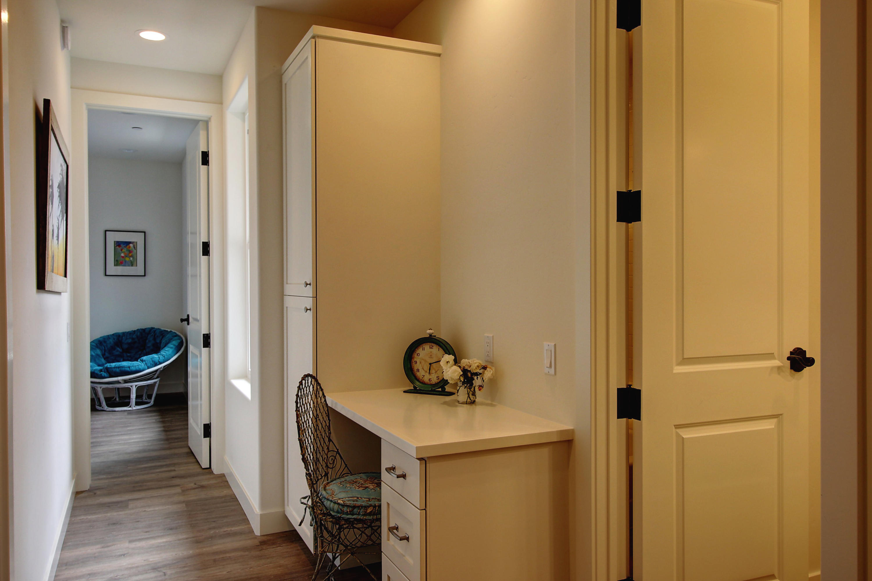 3 Baker Lane Goleta, CA 93117 - Photo 24 of 41 work station