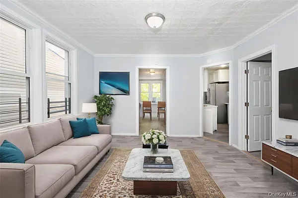 $3,483 | 611 St Lawrence Avenue, Unit 2 | Soundview