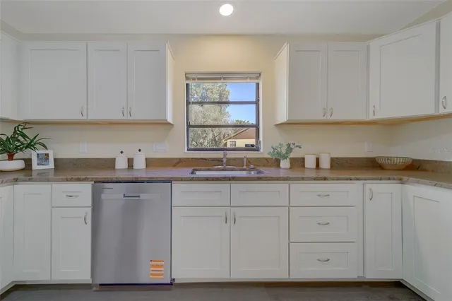 $385,000 | 10381 98th Street North, Largo, FL 33773