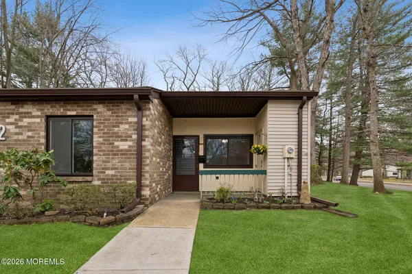 $350,000 | 102 Arrowood Road, Unit B, Manalapan, NJ 07726