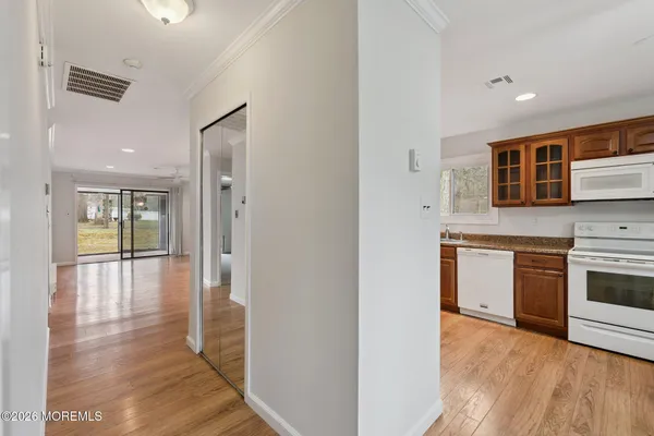 $350,000 | 102 Arrowood Road, Unit B, Manalapan, NJ 07726