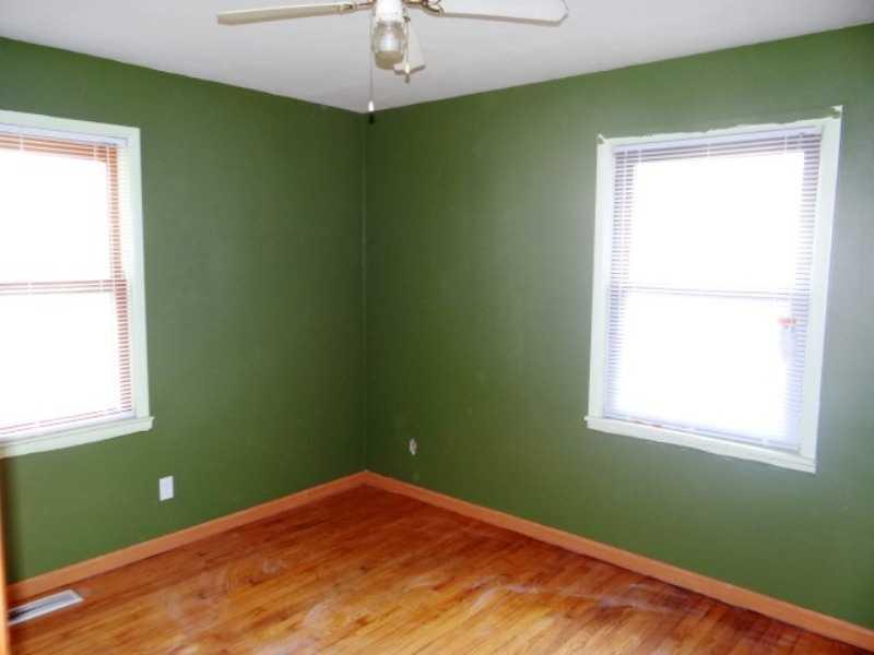 1115 Lindberg Road Anderson, IN 46012 - Photo 5 of 8