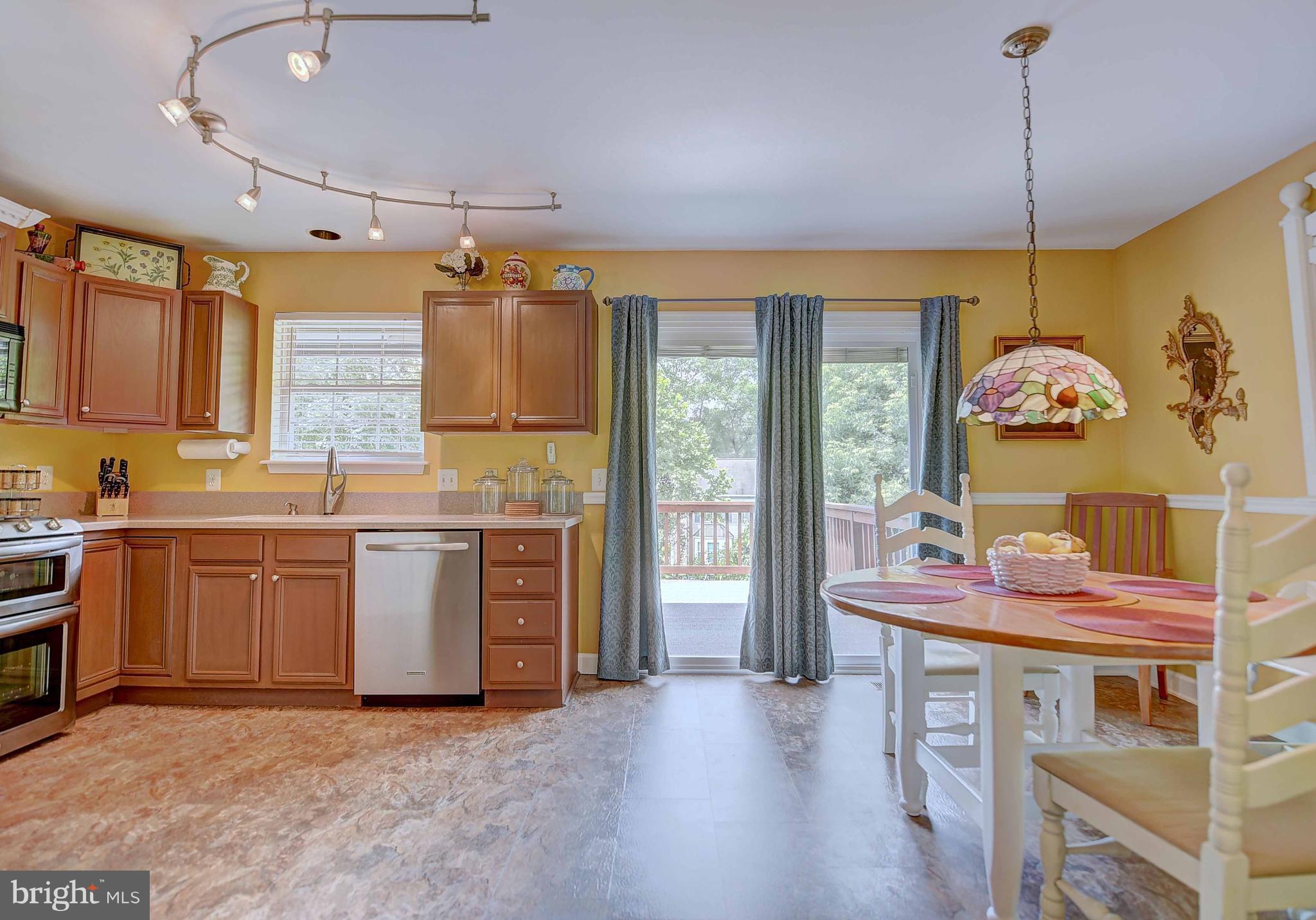 8713 Jarwood Road Baltimore, MD 21237 - Photo 10 of 30 Kitchen