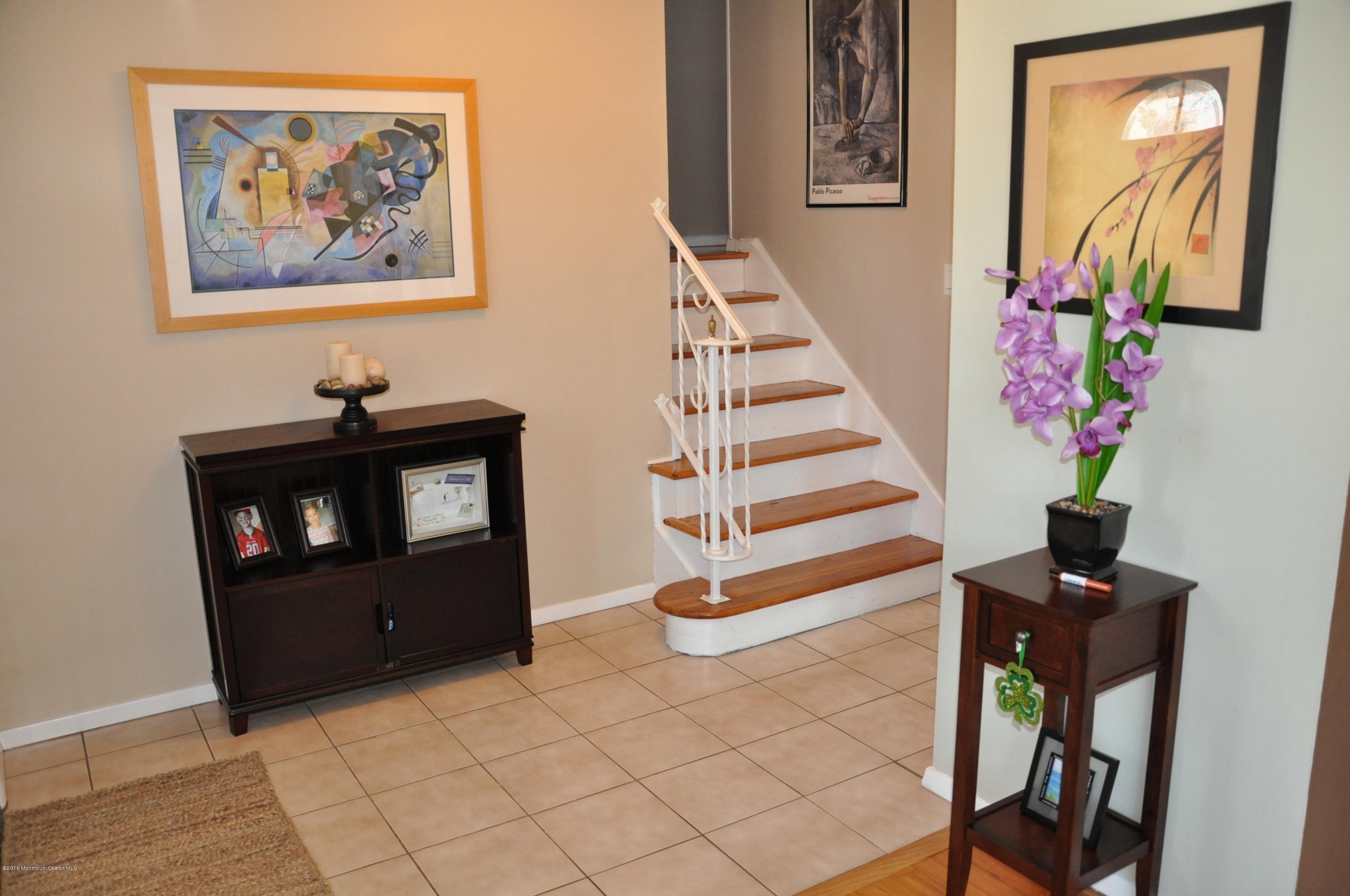 136 Riveredge Road Tinton Falls, NJ 07724 - Photo 2 of 33 DSC_0091