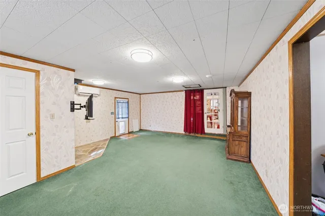 $799,500 | 5318 West Tapps Drive East, Lake Tapps, WA 98391