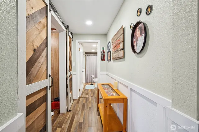 $799,500 | 5318 West Tapps Drive East, Lake Tapps, WA 98391