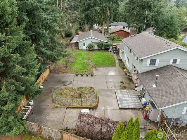 $799,500 | 5318 West Tapps Drive East, Lake Tapps, WA 98391