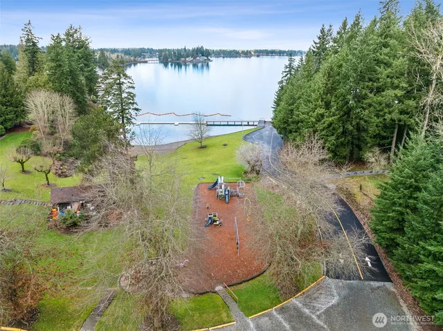 $799,500 | 5318 West Tapps Drive East, Lake Tapps, WA 98391