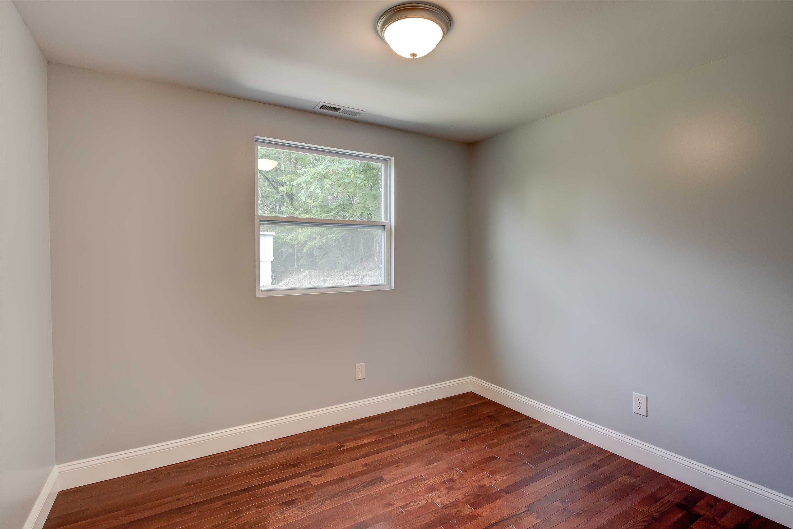 606 Reed Drive Powell, TN 37849 - Photo 8 of 29 08-606 Reed Dr-8