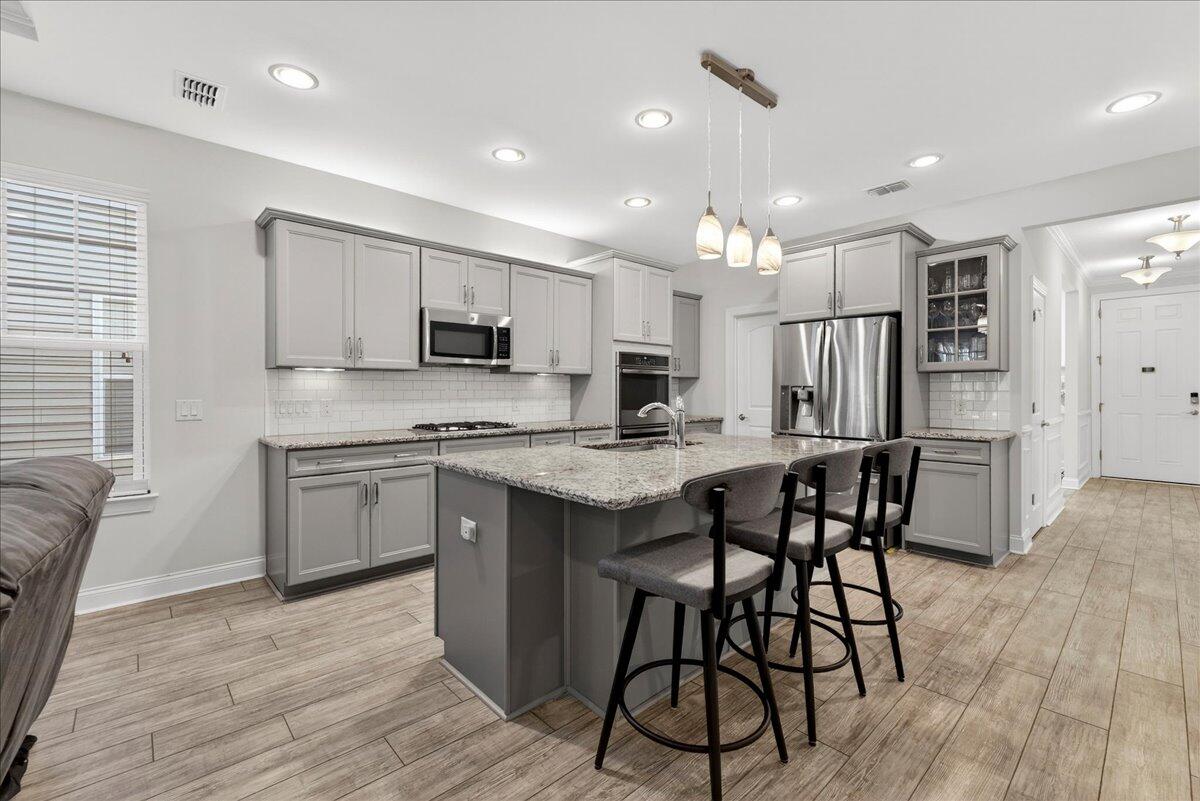 622 Beach Way Summerville, SC 29486 - Photo 11 of 57 18-Square One Team - DSC00261