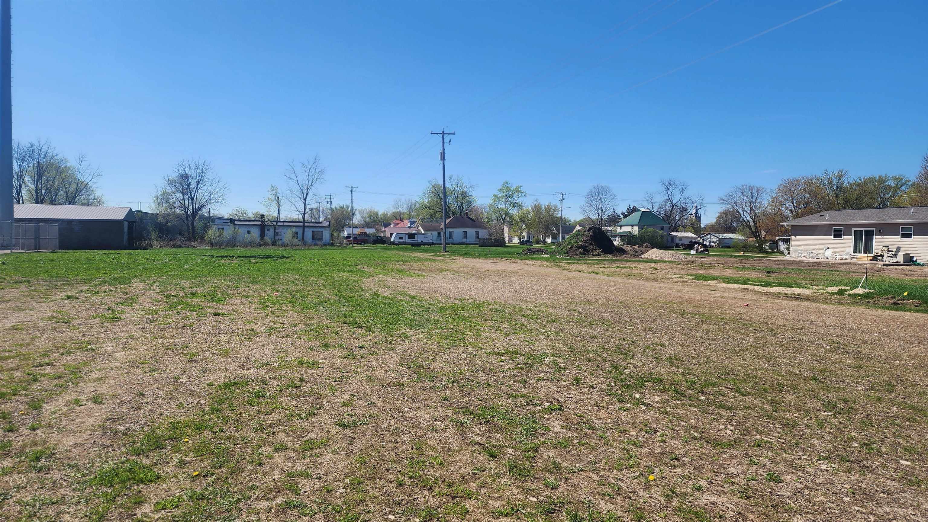 314 East Pine Street Prairie du Chien, WI 53821 - Photo 4 of 10