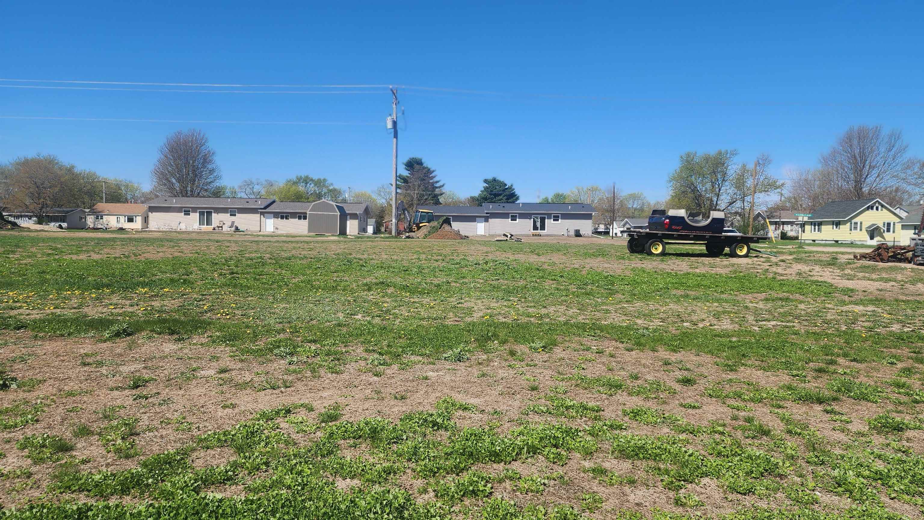 314 East Pine Street Prairie du Chien, WI 53821 - Photo 9 of 10