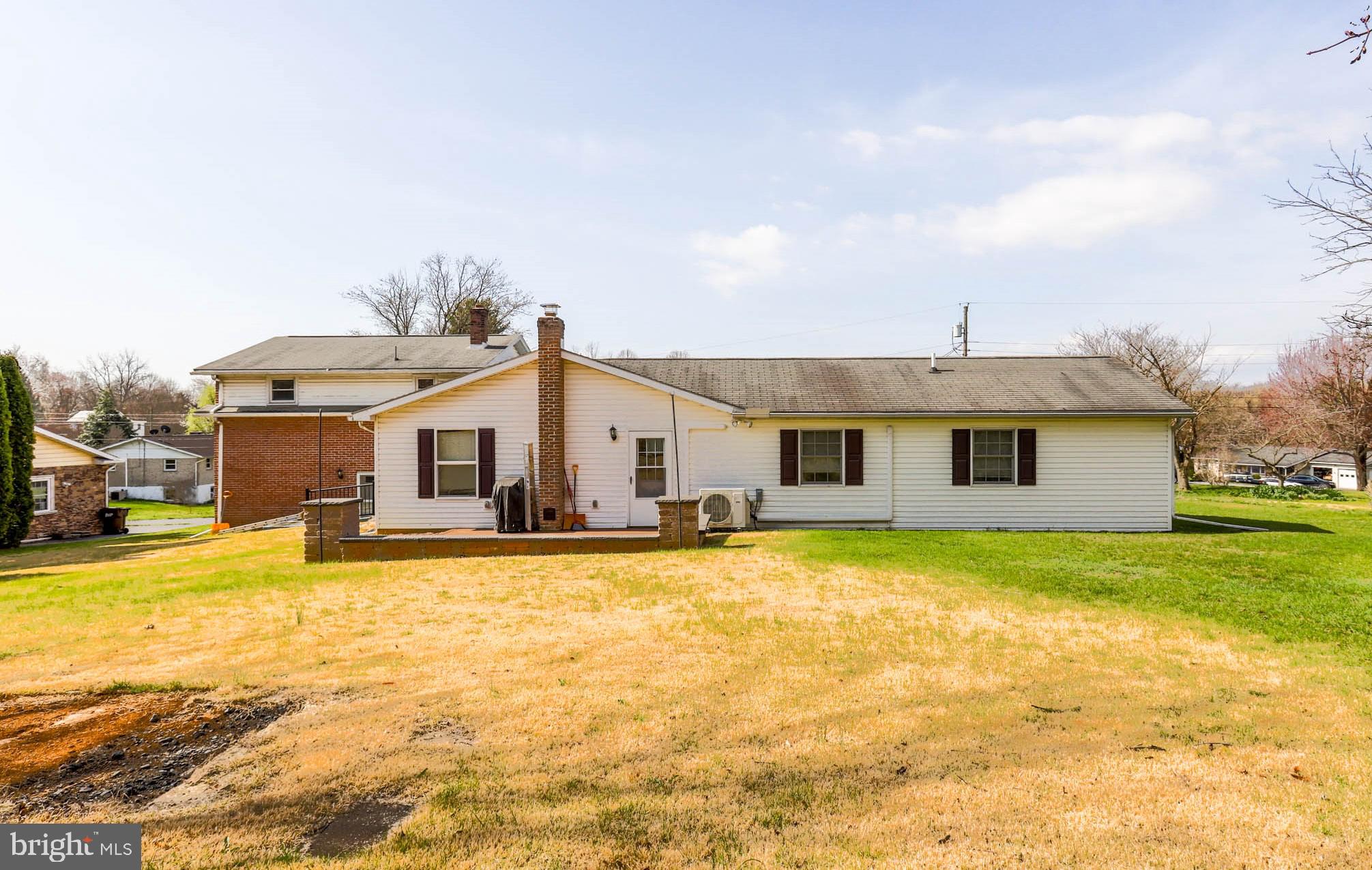 750 Frey Road Chambersburg, PA 17202 - Photo 3 of 30