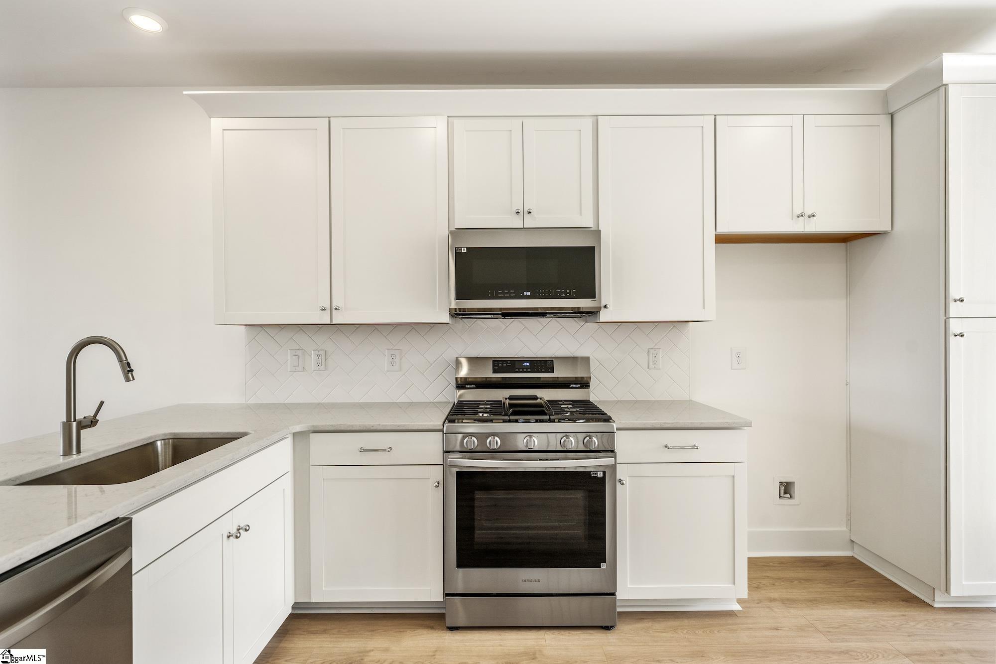 24 Renaissance Row Drive Greenville, SC 29607 - Photo 10 of 24