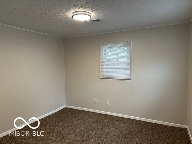 $179,500 | 2000 North Cherry Street, Columbus, IN 47201