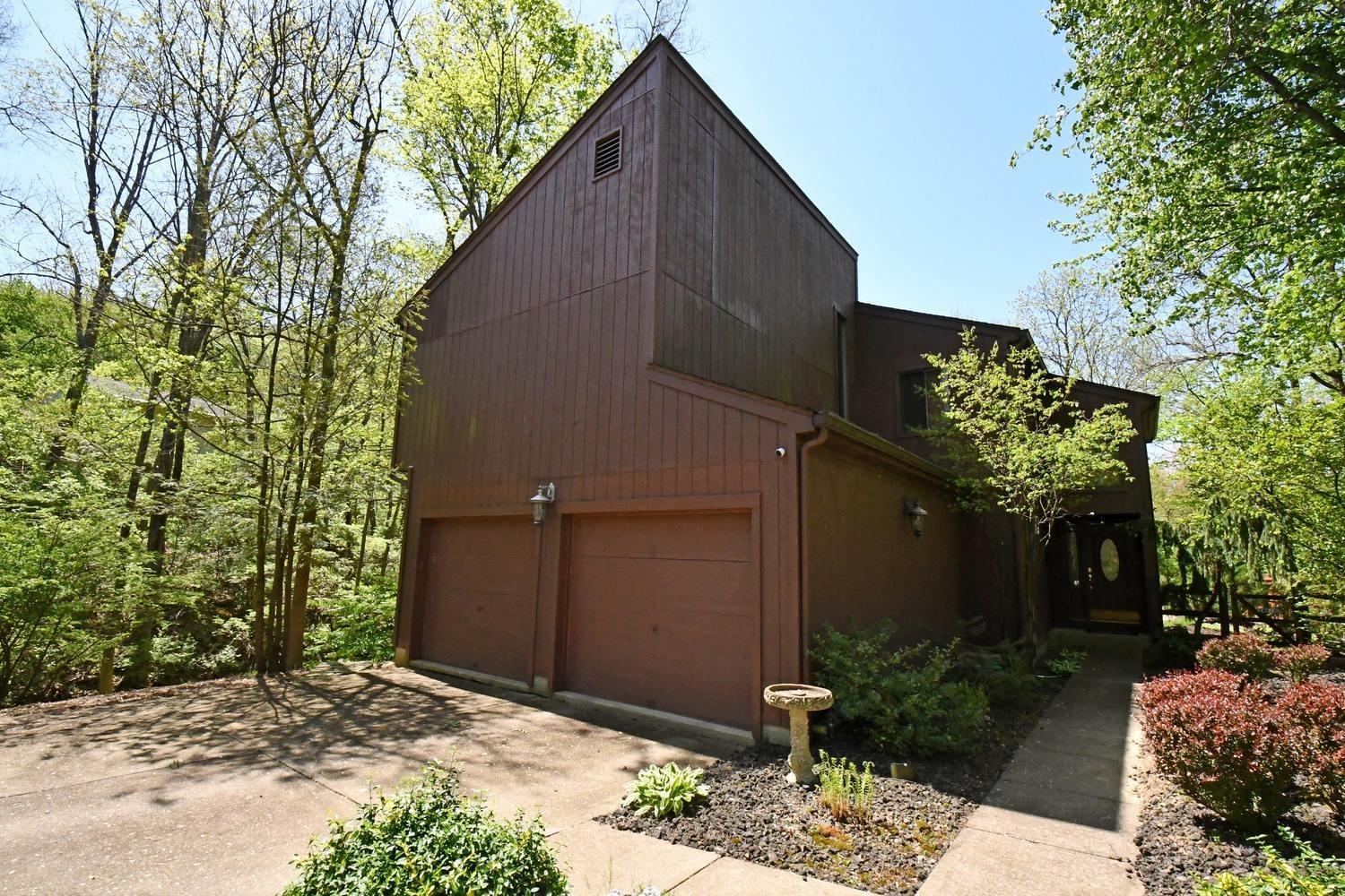 6403 Roth Ridge Drive Loveland, OH 45140 - Photo 2 of 46 Gallery Image 2