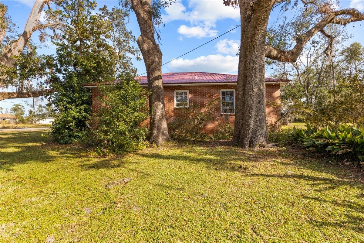 311 West High Street Perry, FL 32347 - Photo 3 of 42
