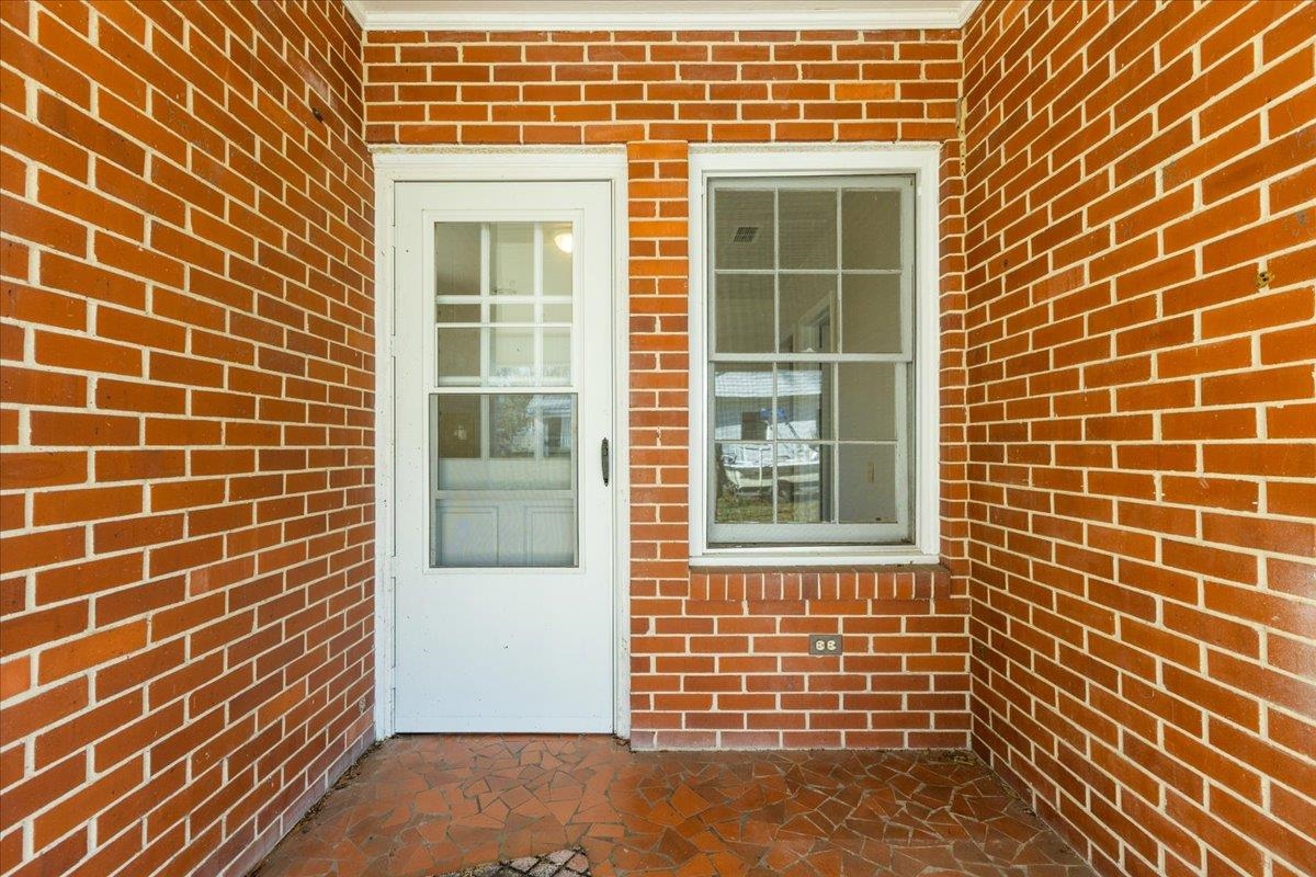 311 West High Street Perry, FL 32347 - Photo 5 of 42