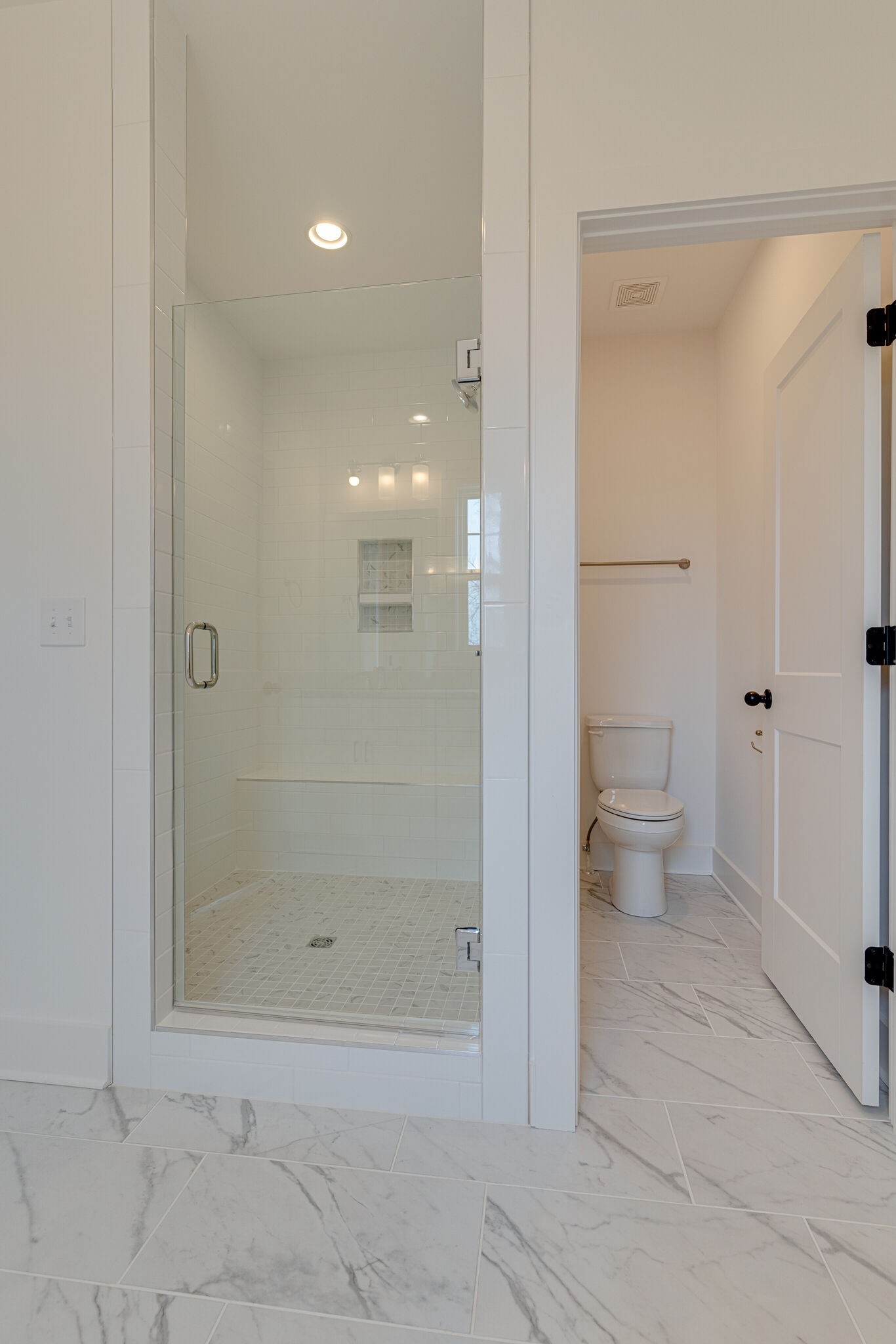 1205 Apache Lane Madison, TN 37115 - Photo 19 of 34 a bathroom with a shower and a toilet