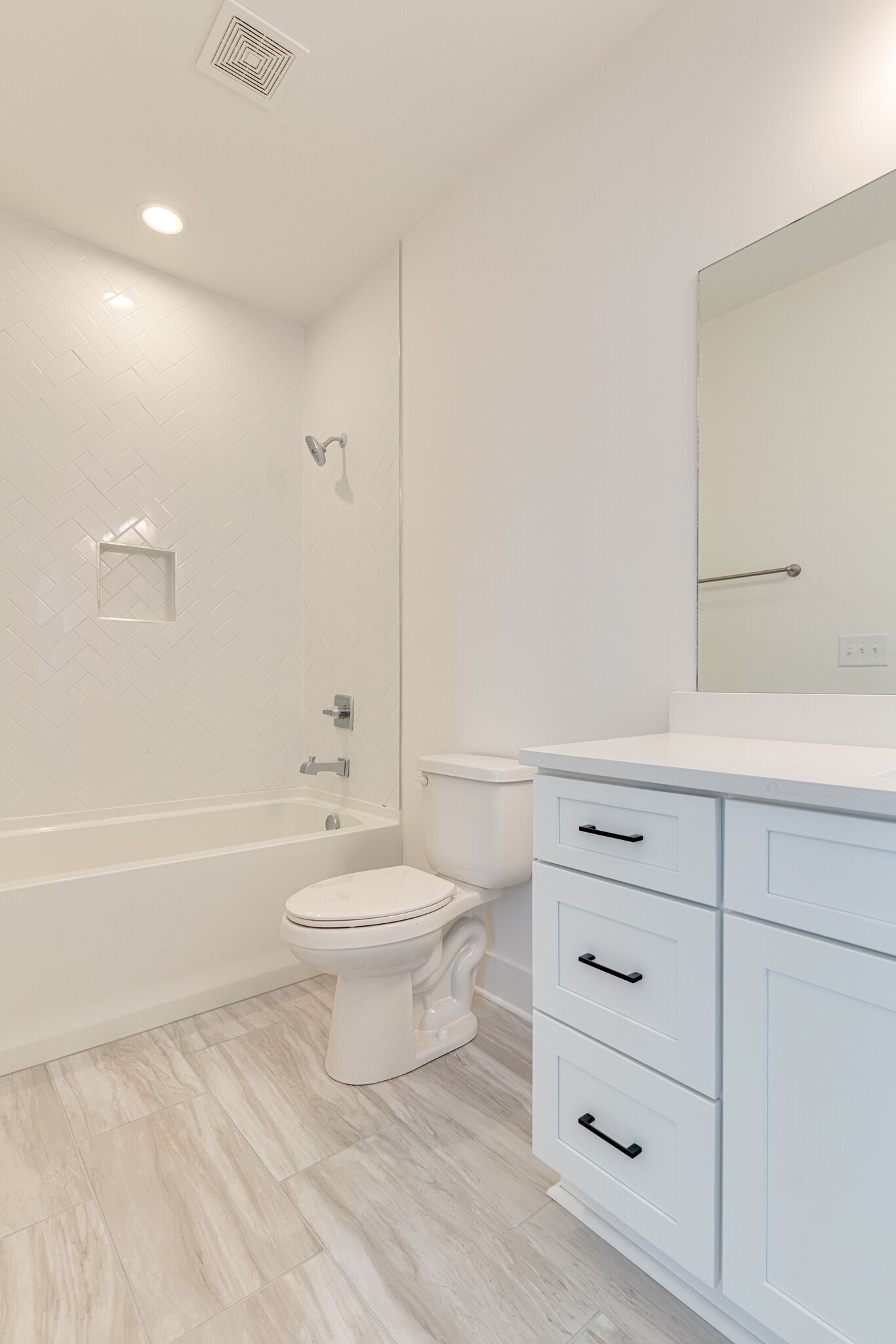 1205 Apache Lane Madison, TN 37115 - Photo 24 of 34 a bathroom with a toilet a sink and bathtub