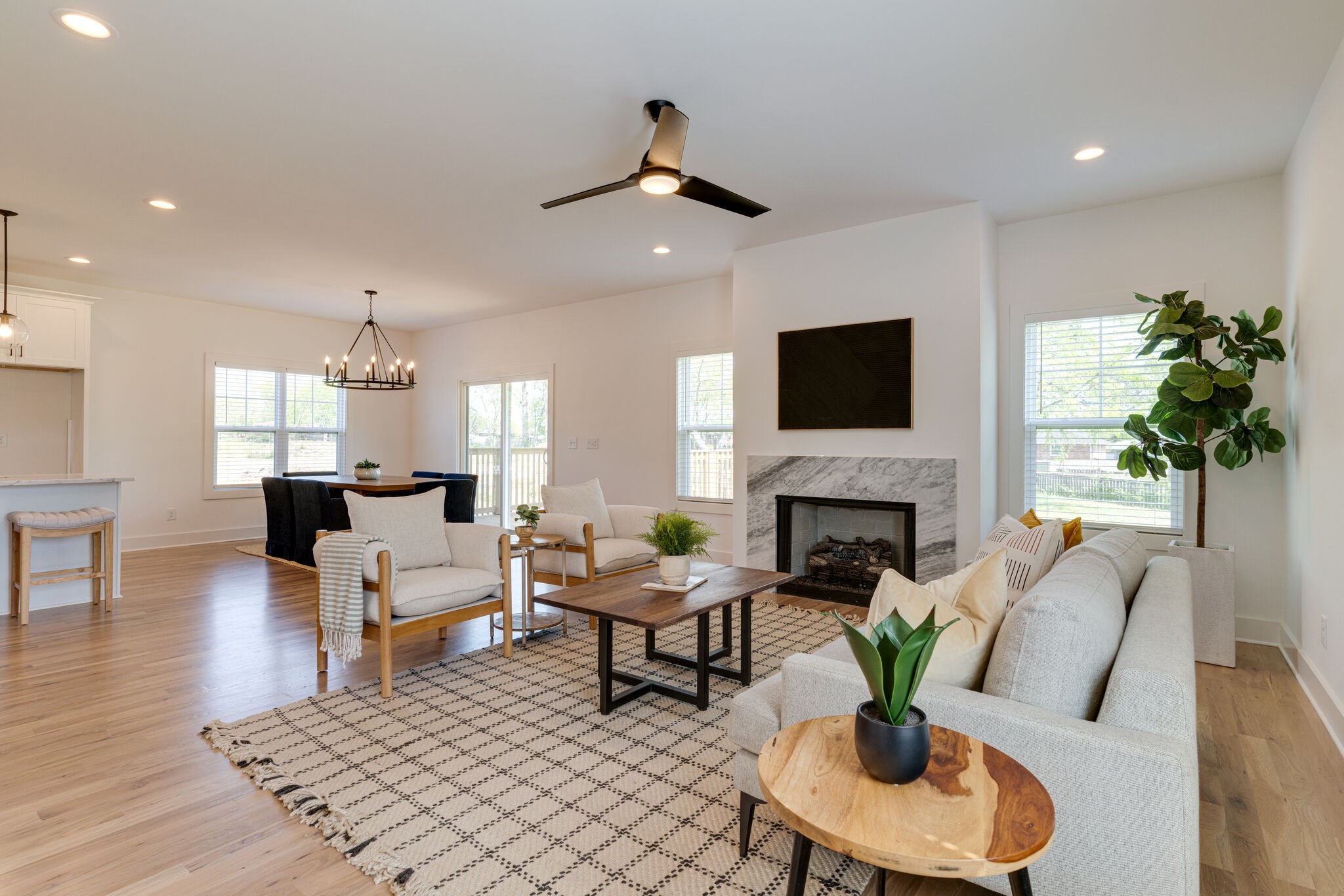 1205 Apache Lane Madison, TN 37115 - Photo 5 of 34 a living room with furniture and a fireplace