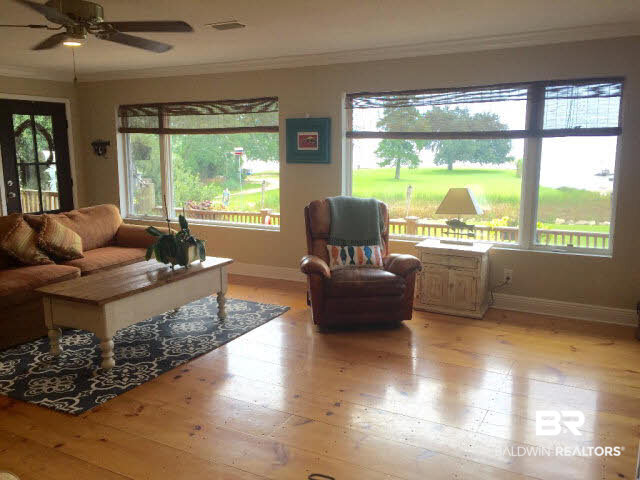 6377 Bay Road Mobile, AL 36605 - Photo 5 of 27 For Sale: 6377 Bay Road, Mobile, AL 36605 Living Room