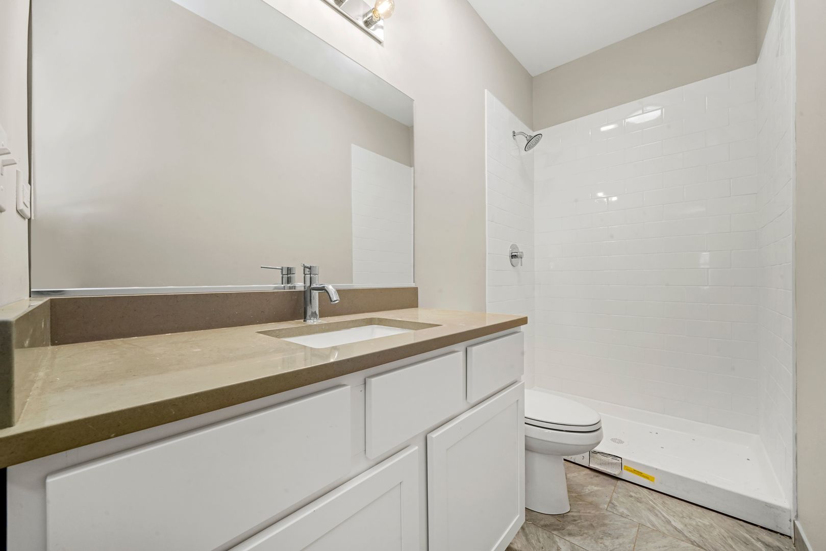 2255 South Oakley Avenue, Unit 1F Chicago, IL 60608 - Photo 6 of 6