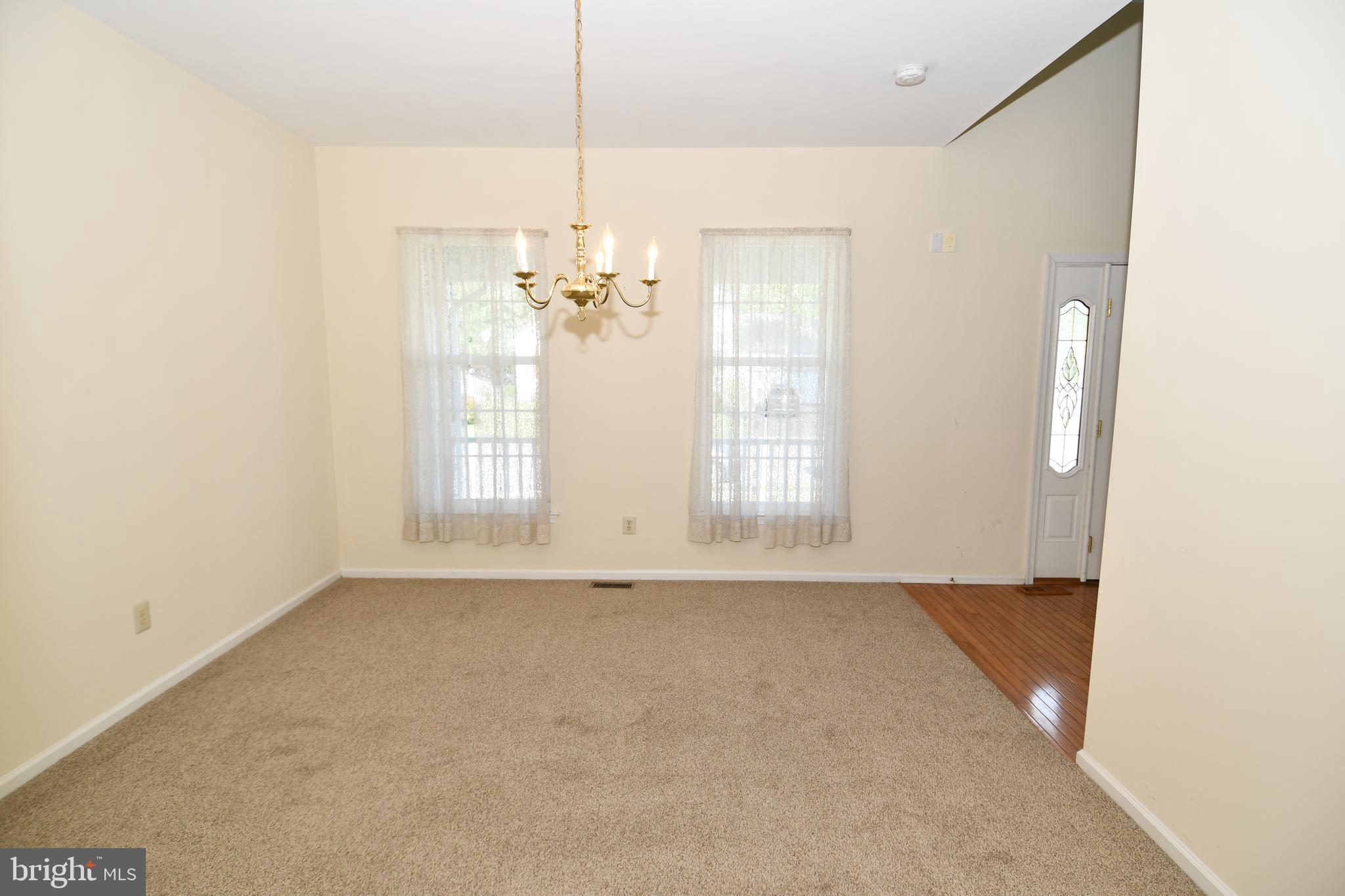 6 Almond Road Burlington, NJ 08016 - Photo 13 of 34 Gallery Image 13