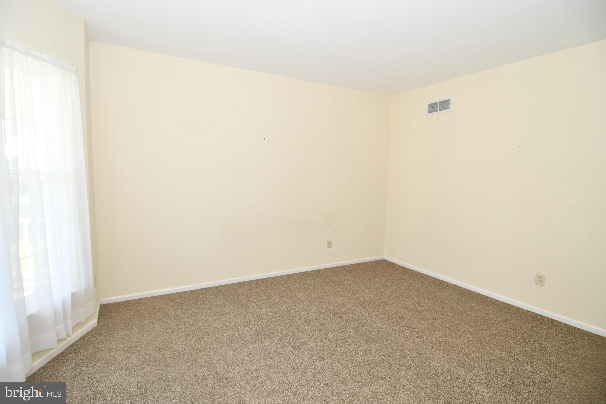 6 Almond Road Burlington, NJ 08016 - Photo 14 of 34 Gallery Image 14