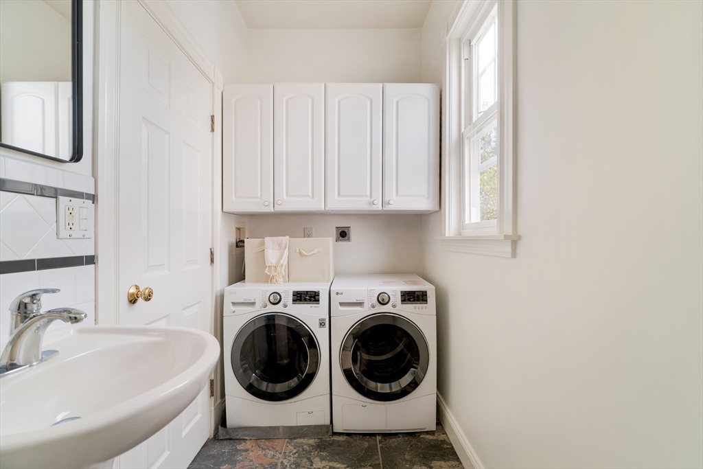 20 Rindge Avenue, Unit 3 Cambridge, MA 02140 - Photo 13 of 17 Gallery Image 13